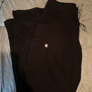 S/P black figs 4 pocket straight leg